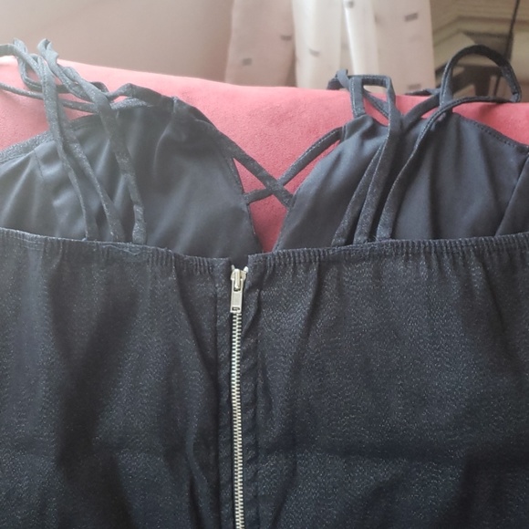 Top - Picture 3 of 3